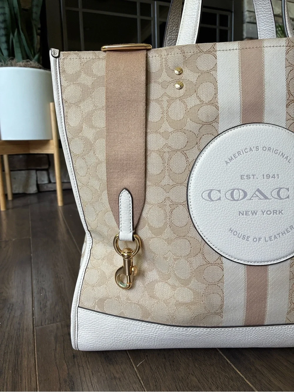 Coach Dempsey Tote Bag 40 In Signature Jacquard With Stripe, Coach Patch